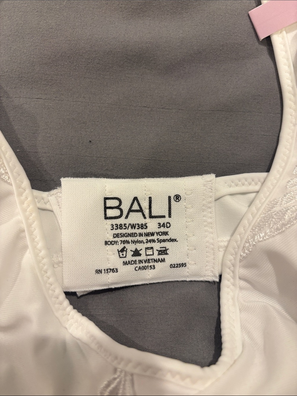 Bali Women’s Bra with underwire 34D - Picture 3 of 4
